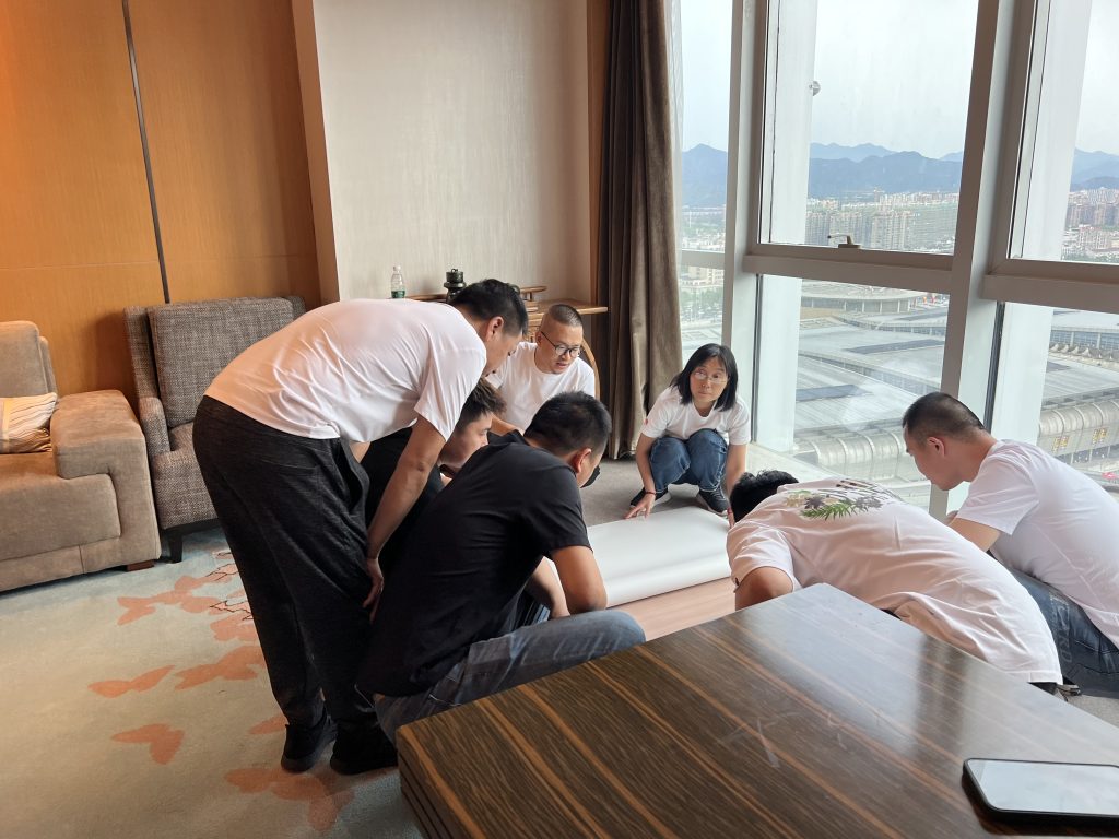 南版新設計亮相永康門業展