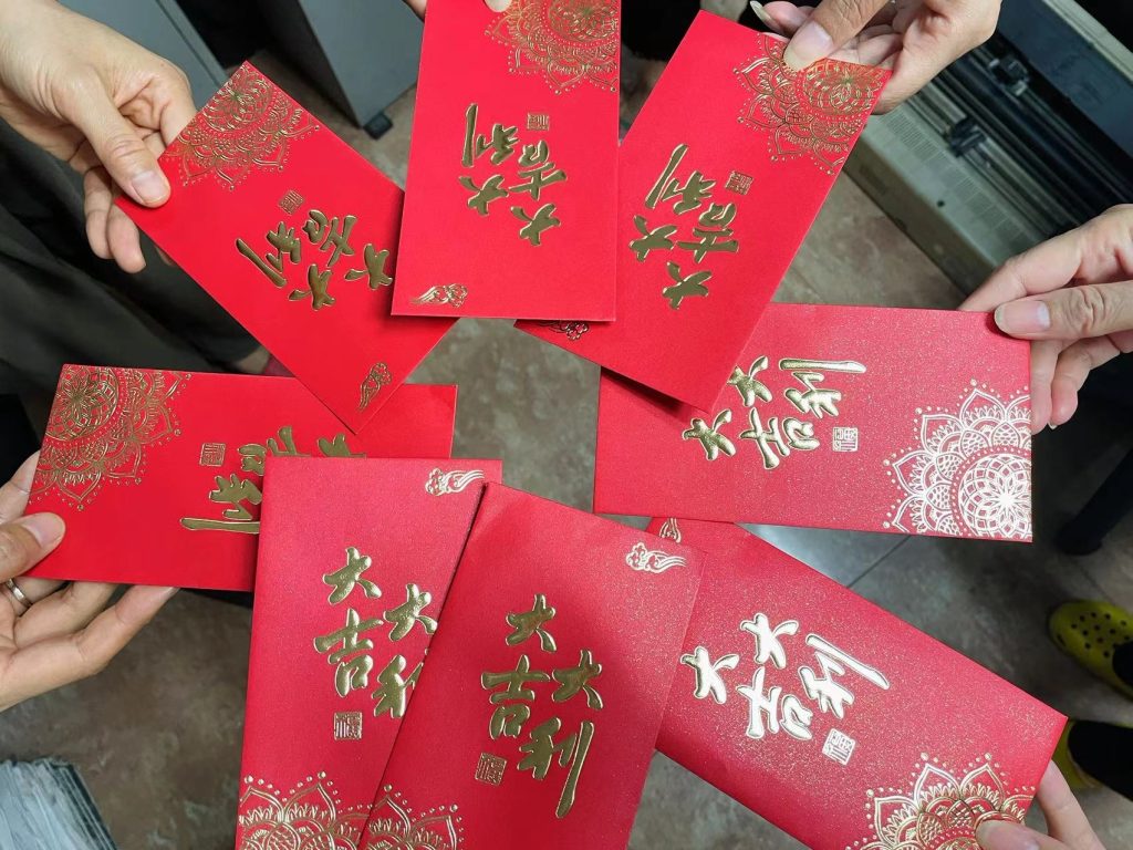 團圓迎中秋，巧手做月餅