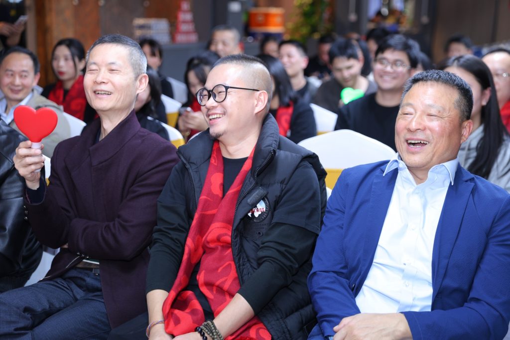 擁抱變化 破浪前行——2025年春節聯歡會精彩回顧